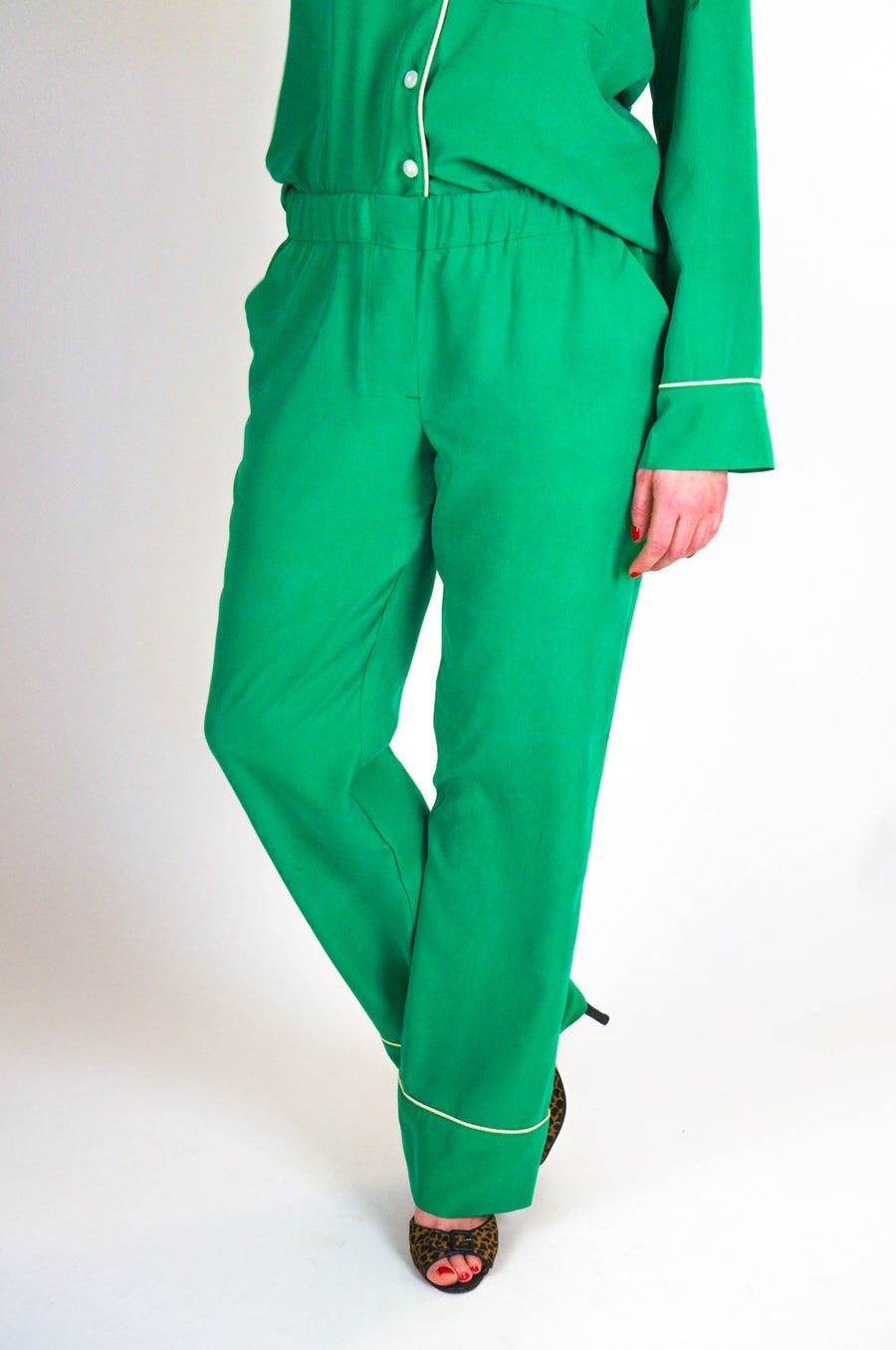 Carolyn Pajamas Pattern // Pajama bottoms // Closet Core Patterns