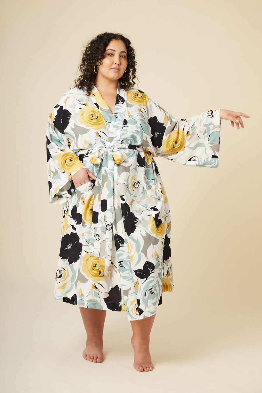 Veronik Robe | Plus Size Robe Pattern | Closet Core Patterns